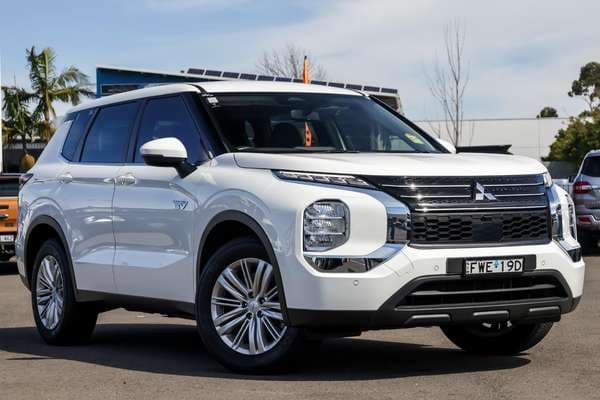 2025 Mitsubishi Outlander